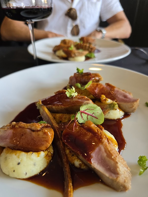 Le Petit Chef - French restaurant 4