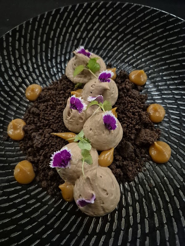 Le Petit Chef - French restaurant 3