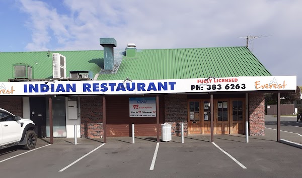 Everest Indian Restaurant and Takeaway 1