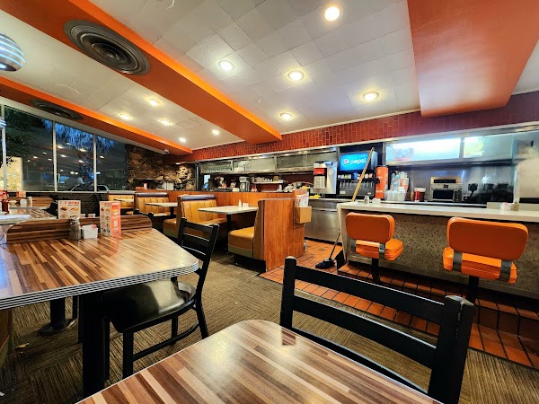 NORMS Restaurant 1