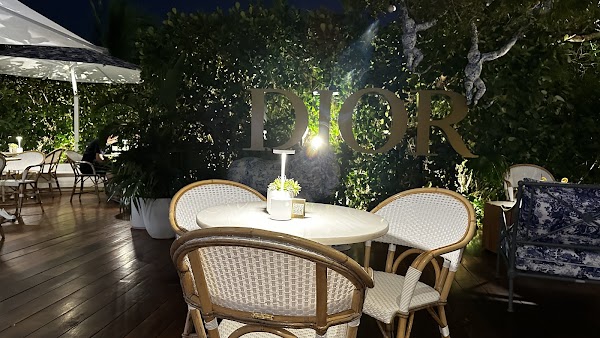 DIOR Café Miami