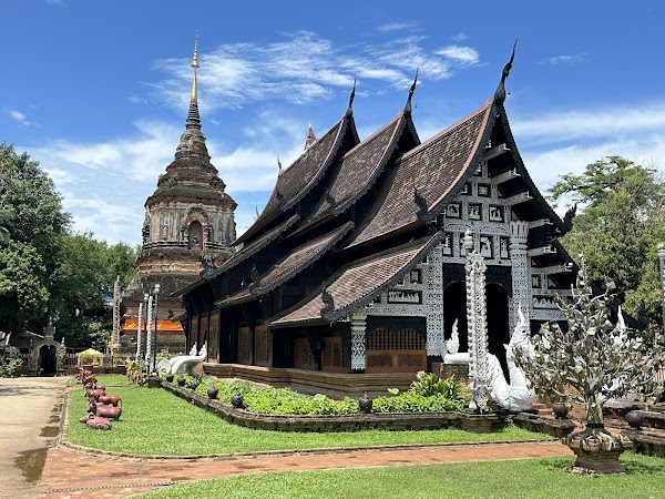 Wat Lok Moli