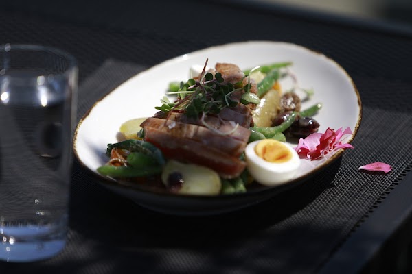 Lift Bar Grill View - Downtown Vancouver 4