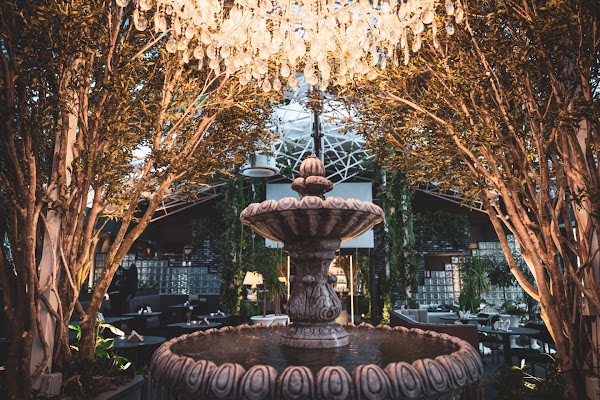 People the Terrace 3