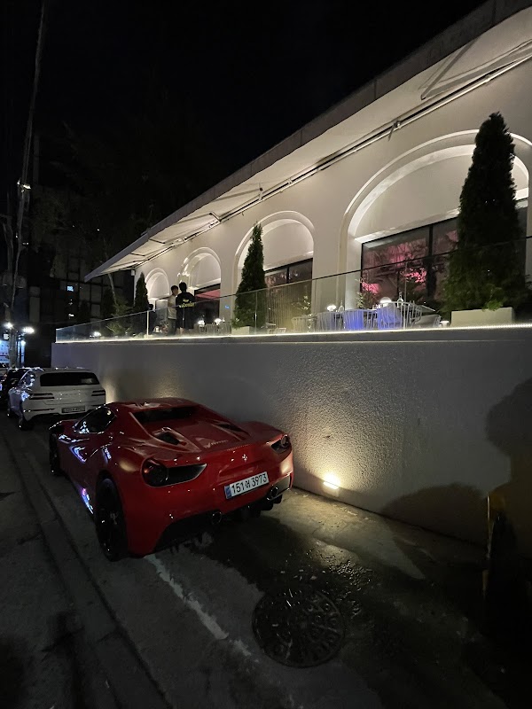 People the Terrace 2