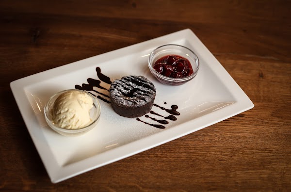 Beerstro14 Steak House Restaurant 6