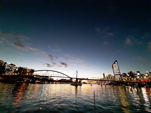 Kangaroo Point Cliffs Park 4