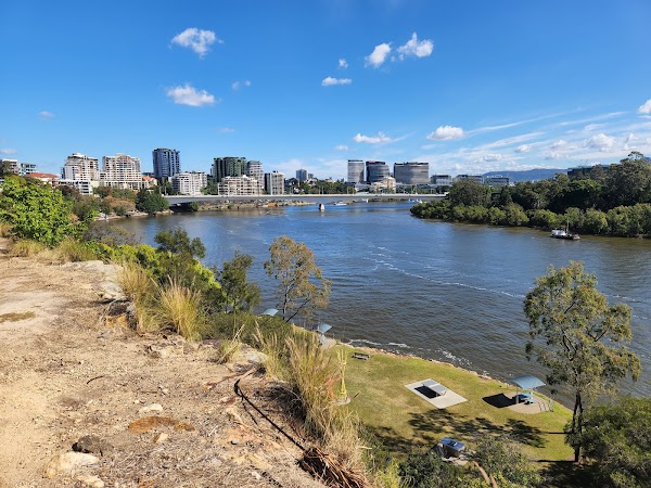 Kangaroo Point Cliffs Park 3