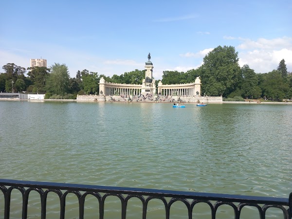 El Retiro Park 5