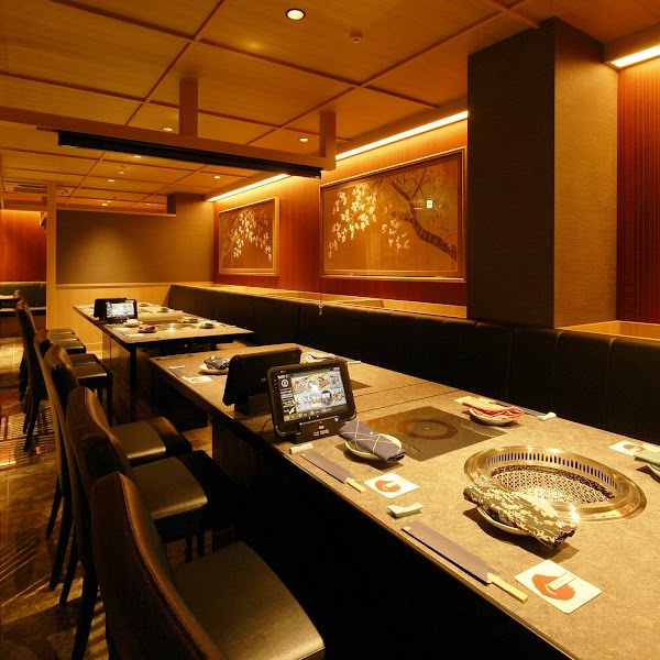 Rokkasen Beef Buffet