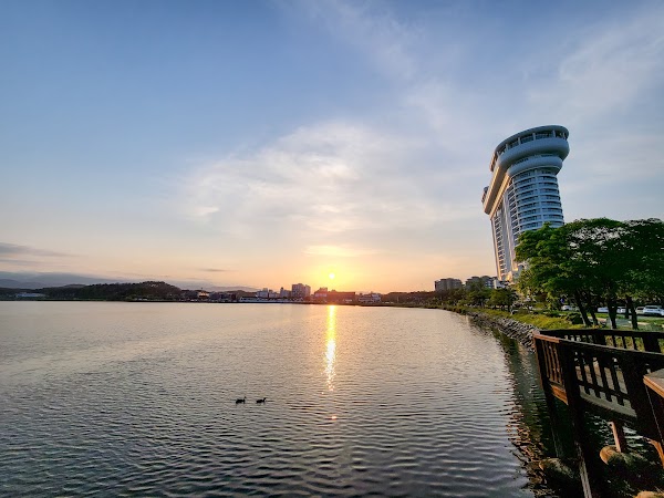 Gyeongpo Lake 4