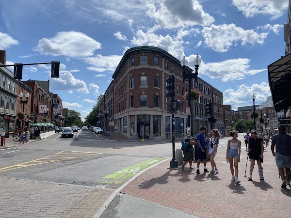 Harvard Square 1