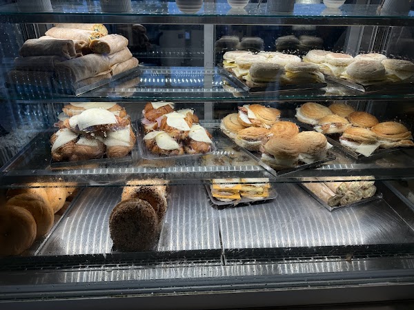 ENO Market & Pizzeria 5