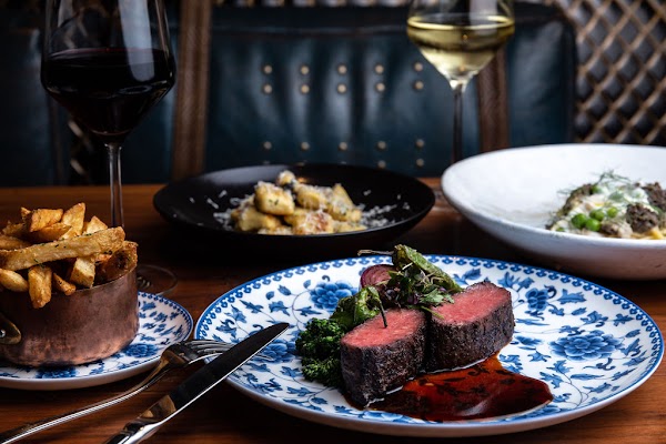 Notch8 Restaurant & Bar 5