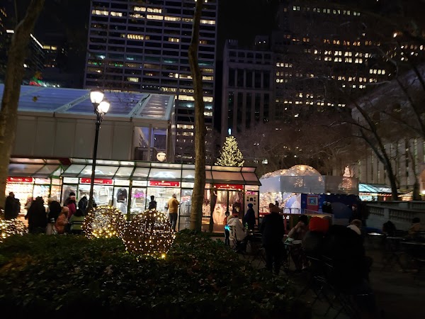 Bank of America Winter Village at Bryant Park 3