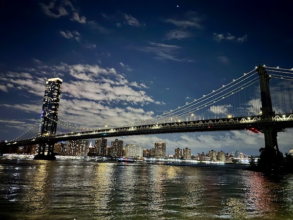 Empire Fulton Ferry 6