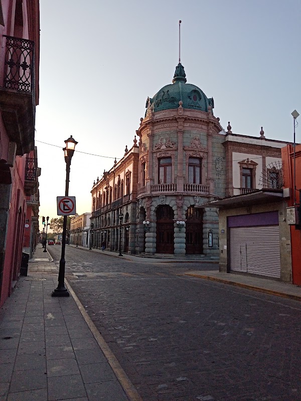 Zócalo de la Ciudad de Oaxaca (Plaza de La Constitución) 2