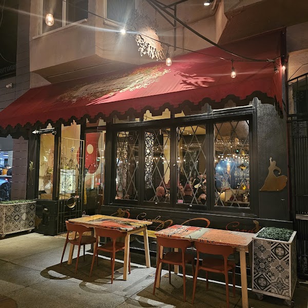 Canela Bistro Bar 5