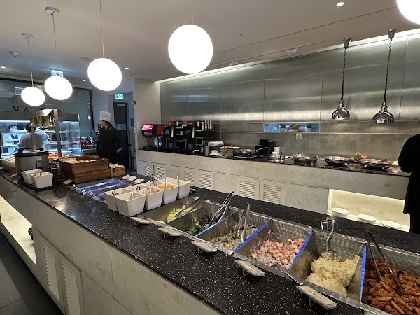 Matina Lounge T1 West