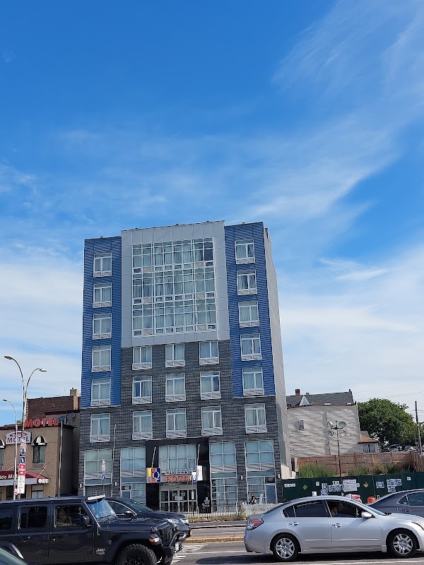Queens Hotel