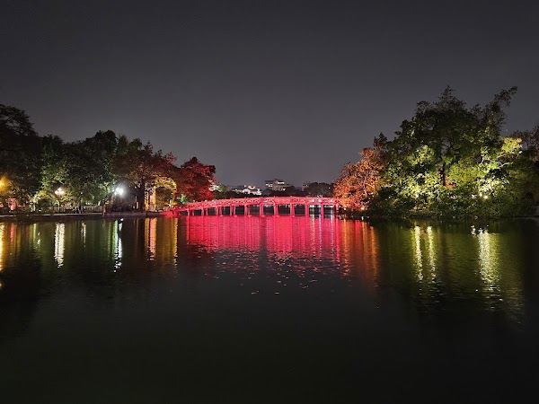 Thang Long Water Puppet Theatre 4