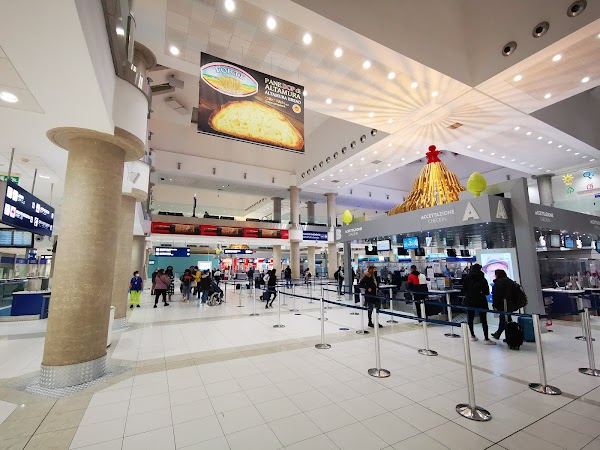 Bari International Airport-Karol Wojtyla
