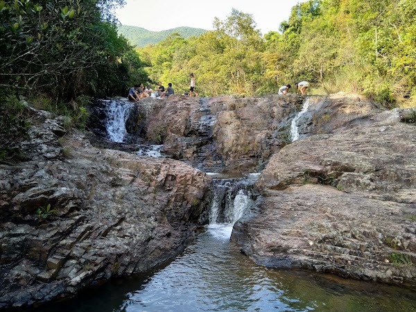 Tai Tam Mound Waterfall 2