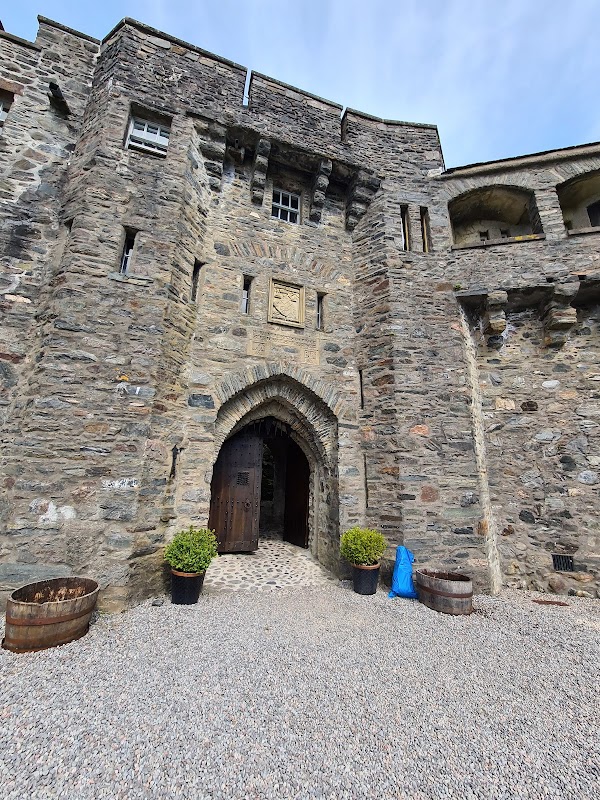 Eilean Donan Castle 4