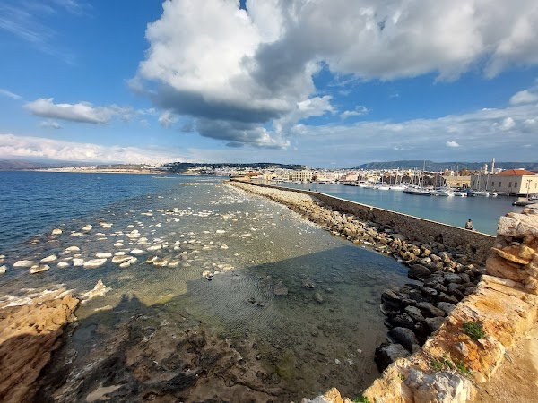 Lighthouse of Chania 3