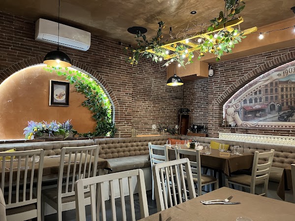 Площадчето 5