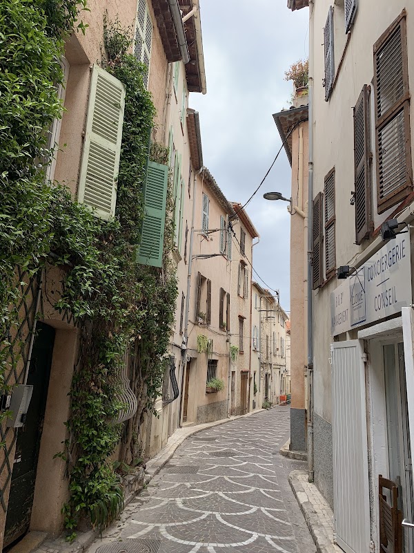 What To Do Riviera 5