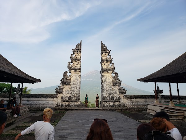 Penataran Agung Lempuyang Temple 2