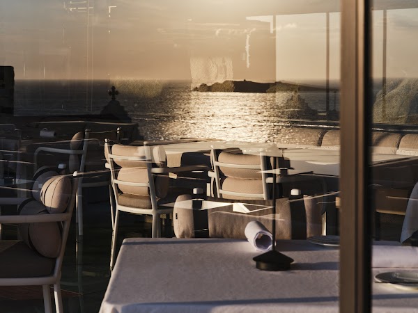 YĒVO By Bill&Coo Mykonos