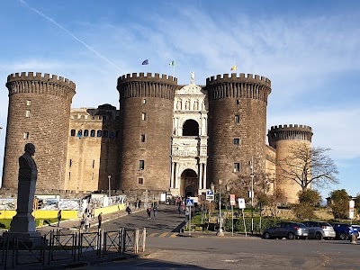 Castel Nuovo 2
