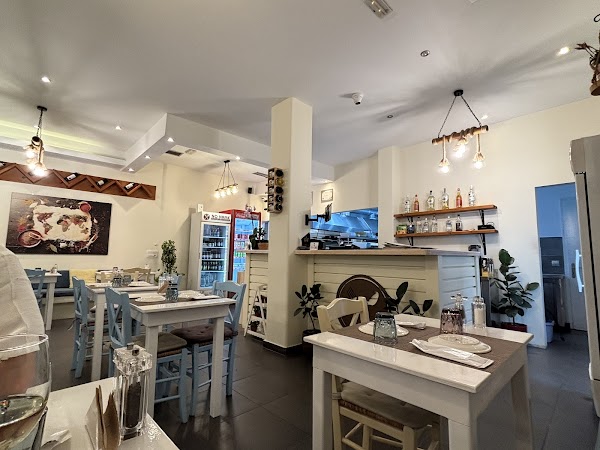 No Name Grill Restaurant Santorini 5