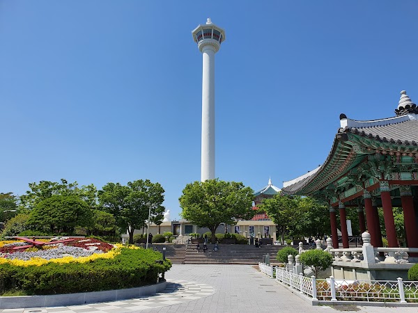 Yongdusan Park