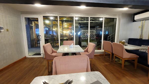 Hearth Restaurant and Bar 3