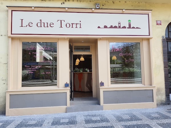 Le due torri italian restaurant bar and shop 1