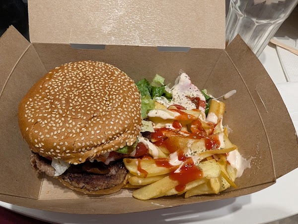 The Doc's Burger Bar 5