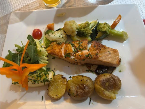 Lisbonita Restro & Bar 4