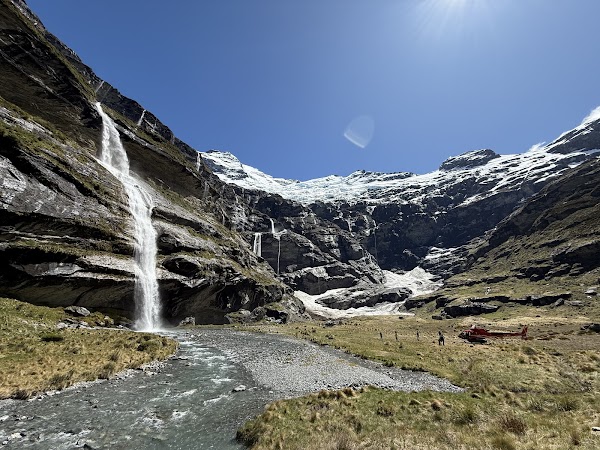 Earnslaw Burn Track Parking