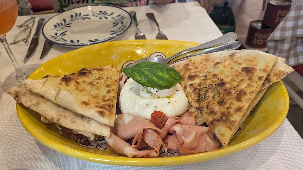 Italy Caffe Ristorante 4