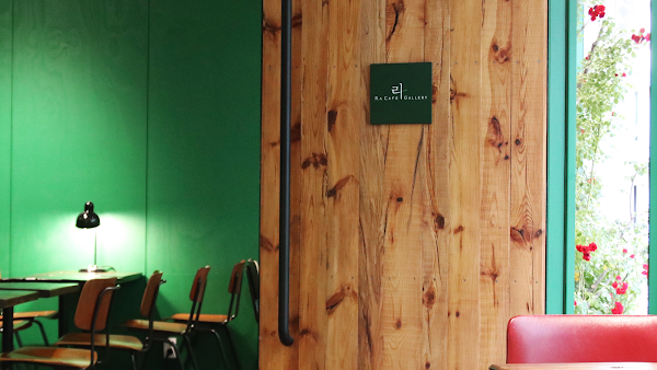 Ra Cafe Gallery