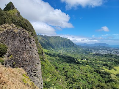 Nuʻuanu Pali Lookout