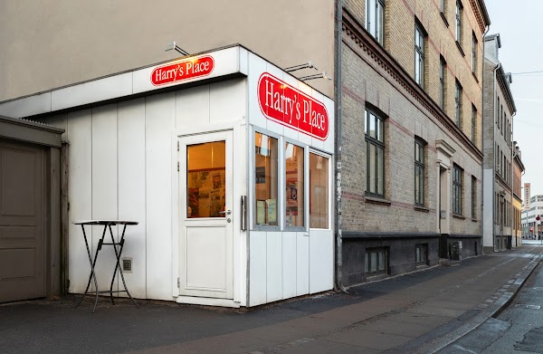 Harry’s Place