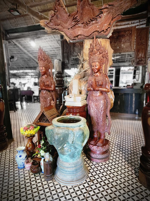 Rom Chang Ankor Restaurant 2
