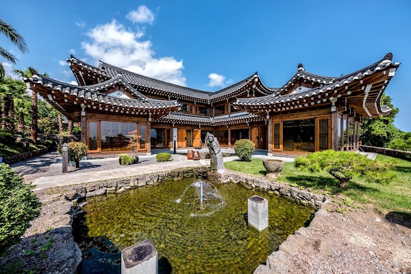 Hanok Hotel Hallagung