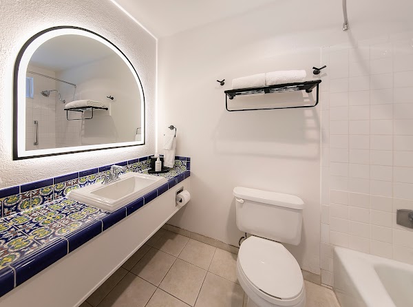 Half Moon Bay Lodge 3