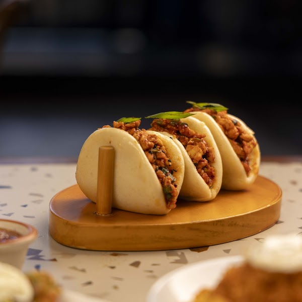 Bustling Brew Bistro Cafe 5