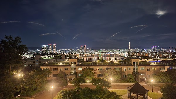 Hilltop Treasure Apartment